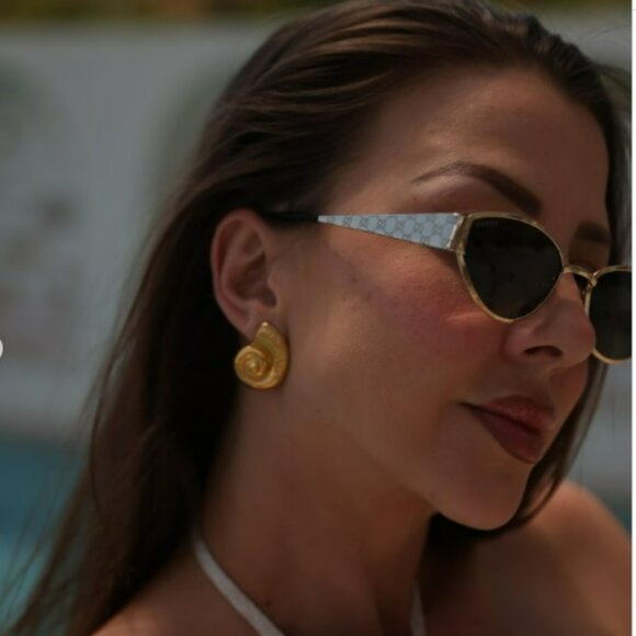 Gucci Sunglasses – Gold Metal Cat-Eye Frame Grey Lenses GG1853S 001 - Picture 13 of 14